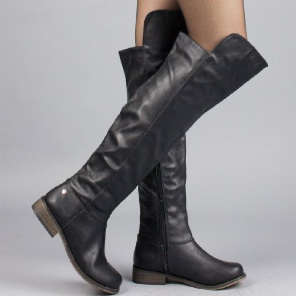 Breckelle’s Riding Boots in Black low heel